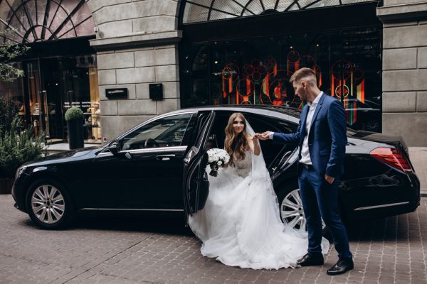 A,Romantic,Walk,Of,The,Bride,And,Groom,Through,The